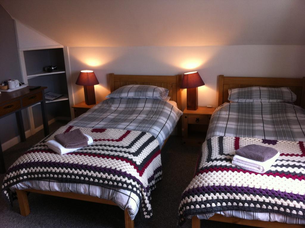 The Whitehouse Bed and Breakfast Dingwall Buitenkant foto